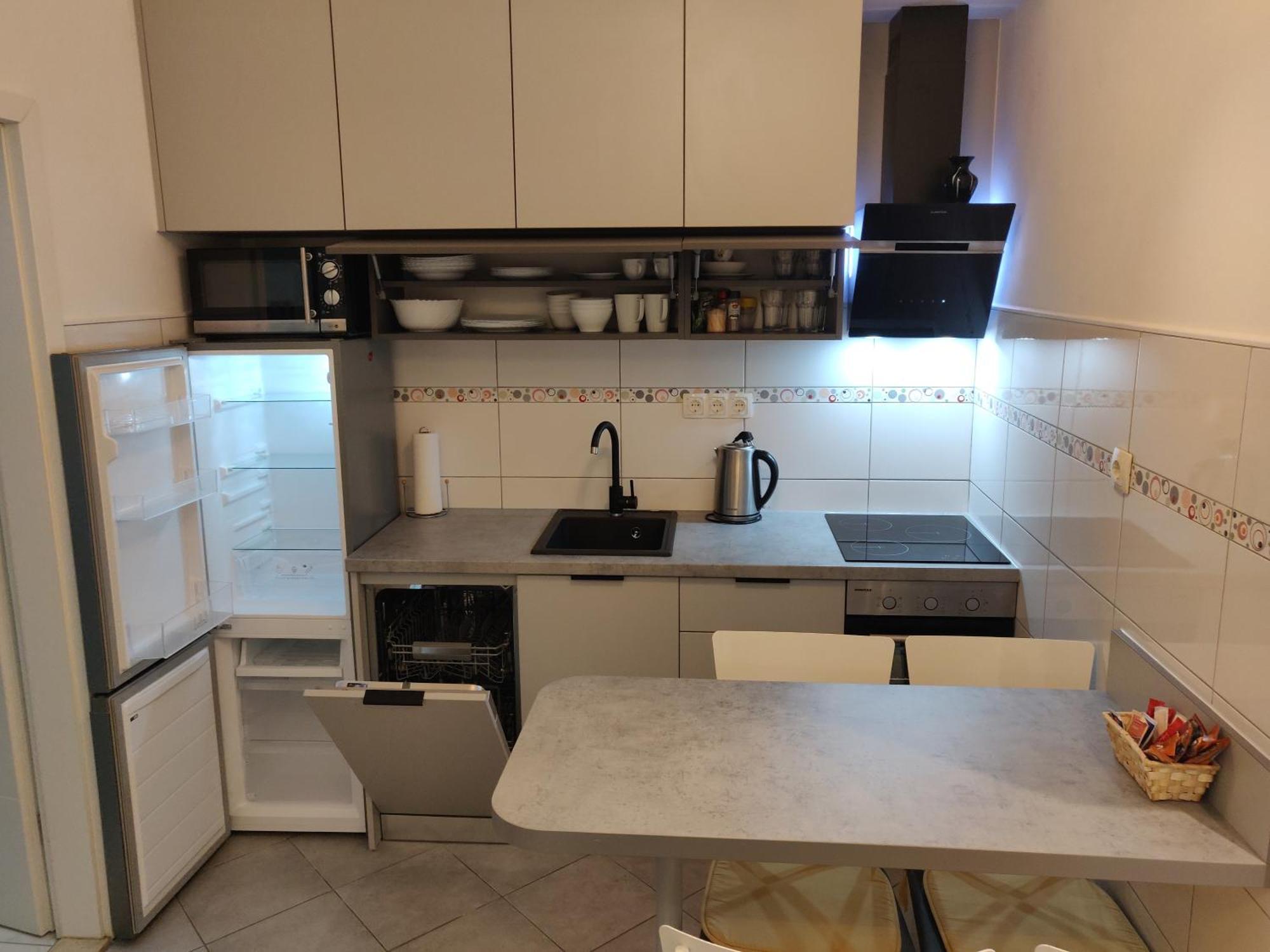 אומיס Apartman Renata מראה חיצוני תמונה